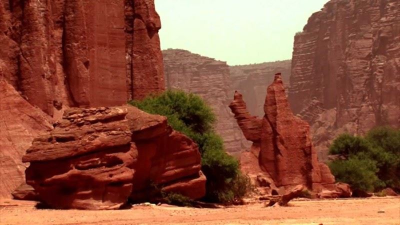 Les Beautés Naturelles De La Rioja Conçoivent Une Invitation Attrayante En Argentine