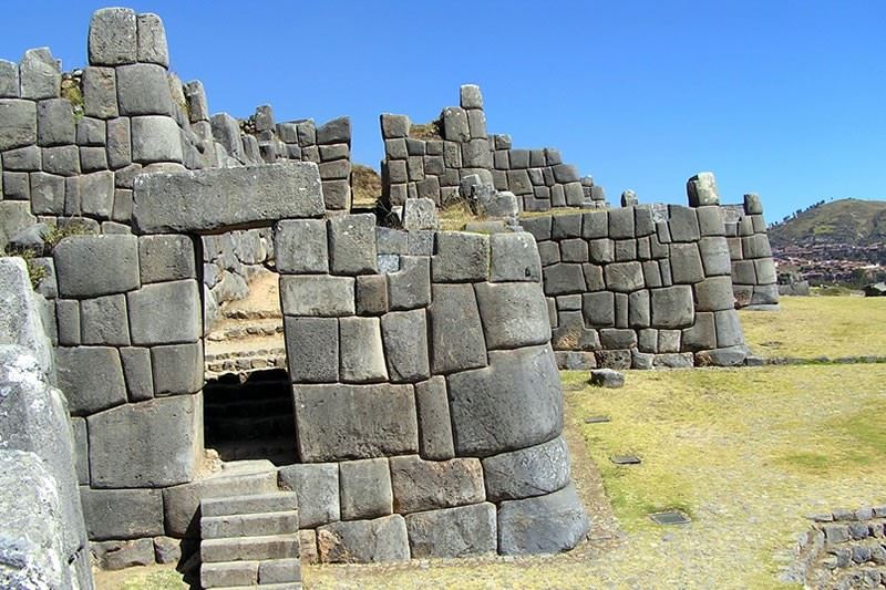 Sacsayhuaman, Protégeant La Grandeur Des Enfants Du Soleil À Cuzco