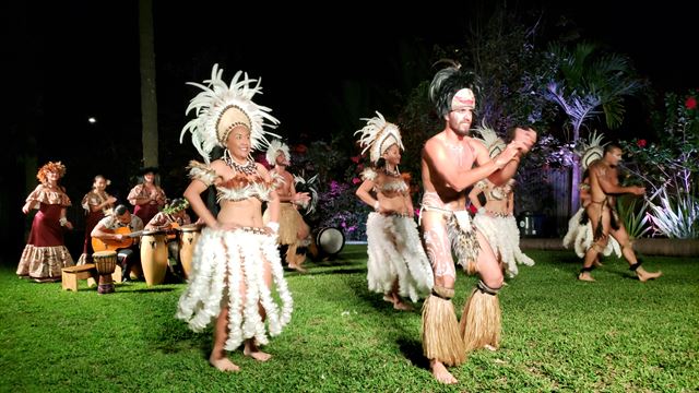 Aventura En Isla De Pascua