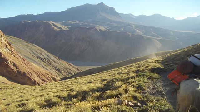 Cabalgata De Medio Día En La Cordillera De Los Andes Desde Mendoza