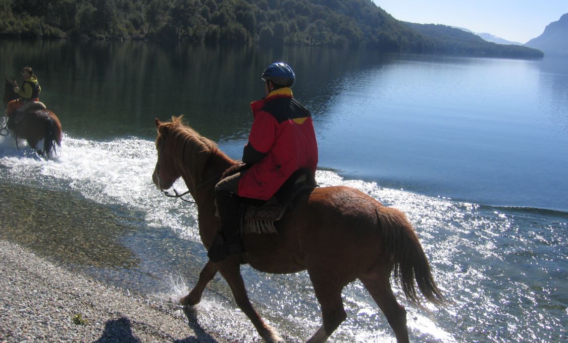 Cabalgata En Estancia Peuma Hue