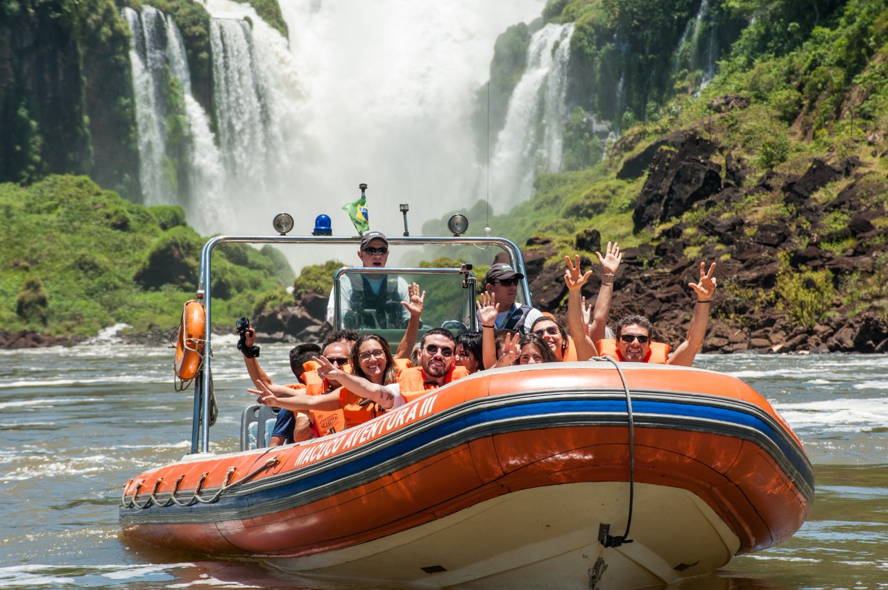 Things to do in Iguazu Falls - boat ride