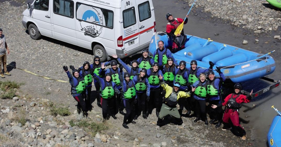 Dia Em El Chaltén Com Rafting