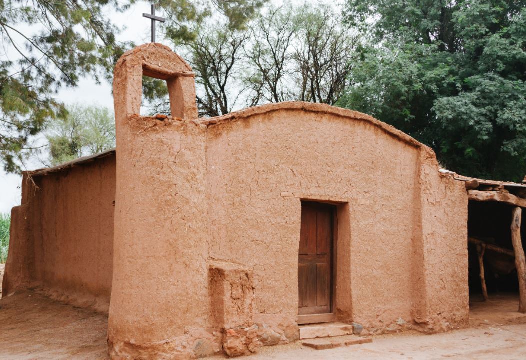 Excursion In Fiambalá, Hot Springs And Adobe Route