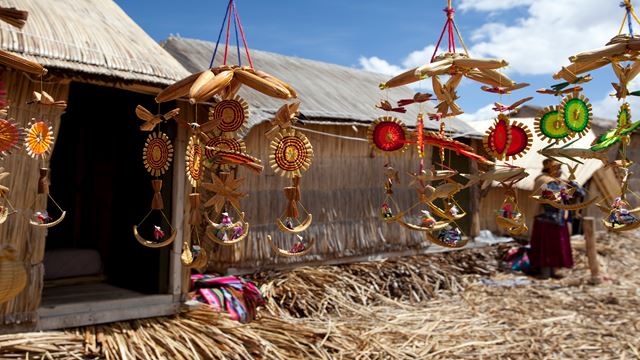 Lac Titicaca: Îles Flottantes Uros, Île Amantani Et Île Taquile