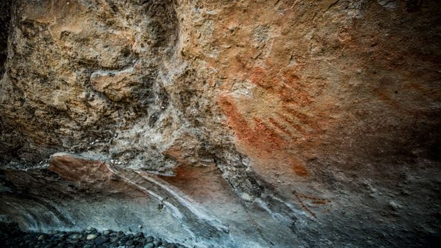 Expérience Autochtone - Lacs Et Cavernes