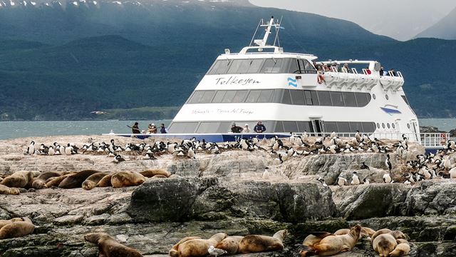 Navigation Canal Beagle Et Île Du Loup