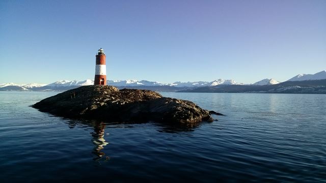 Navegação De Iate Através Do Canal Beagle