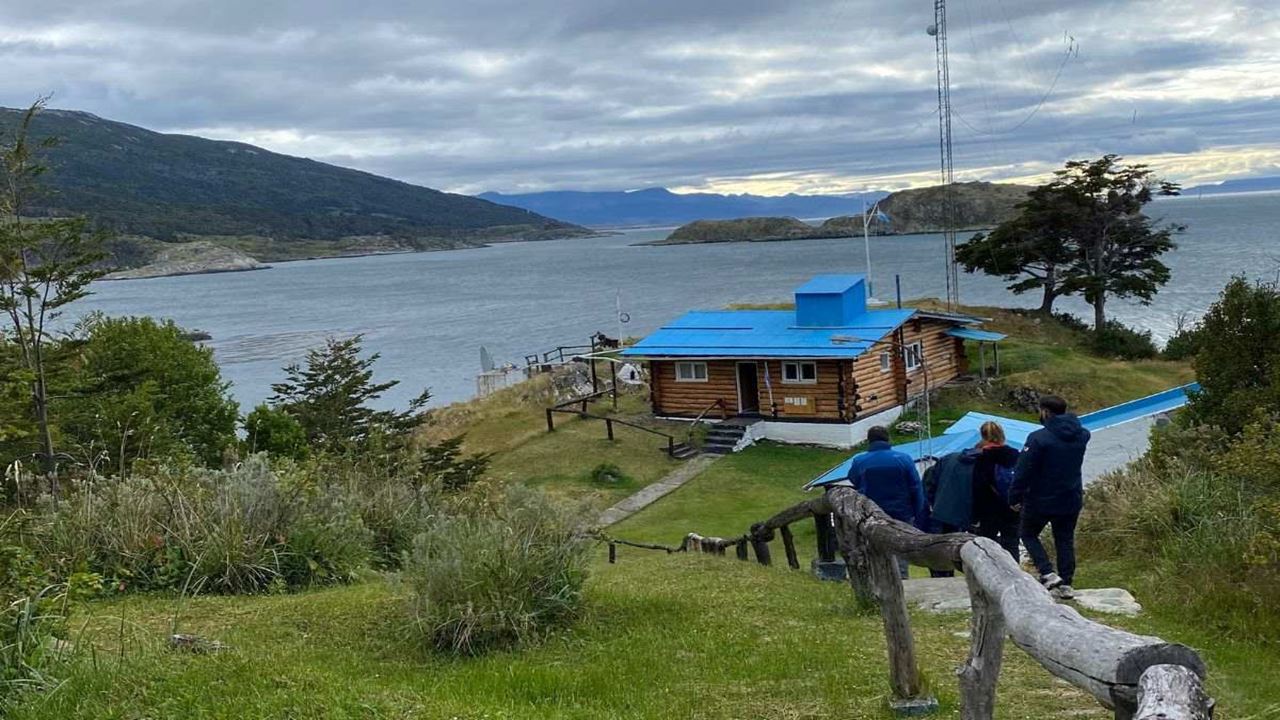 National Park With Navigation To Isla Redonda