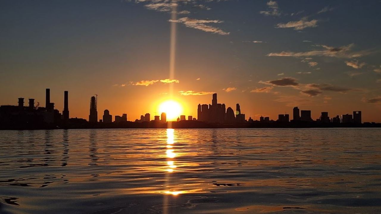 Gehen Sie Entlang Des Flusses Von Puerto Madero Nach La Boca