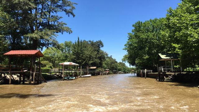 Tigre Con Paseo En Barco Por El Delta