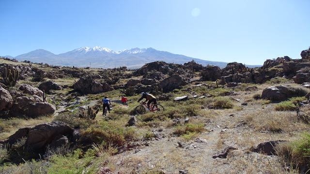 Passeio De Bicicleta Pelo Parque Las Rocas E Vale Chilina