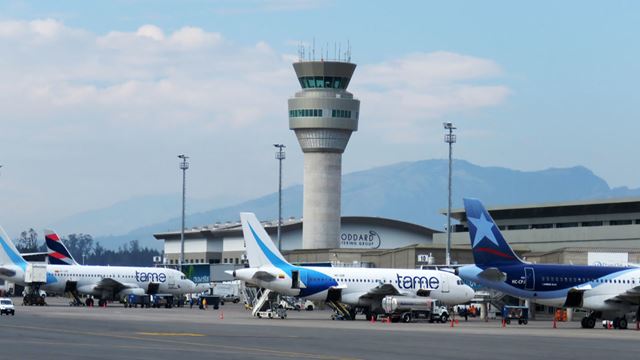 Transfer Flughafen - Hotel In Quito Express In Geteilter Form