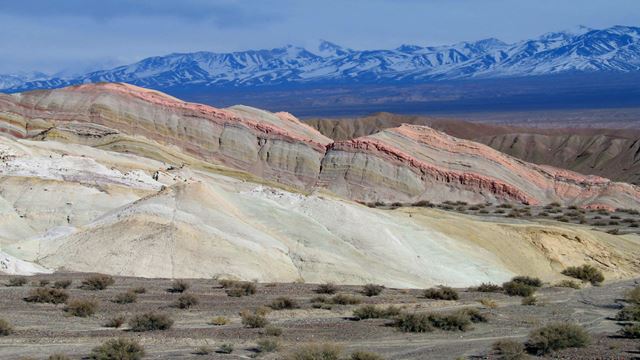 Visite De La Vallée Calingasta Et De Barreal