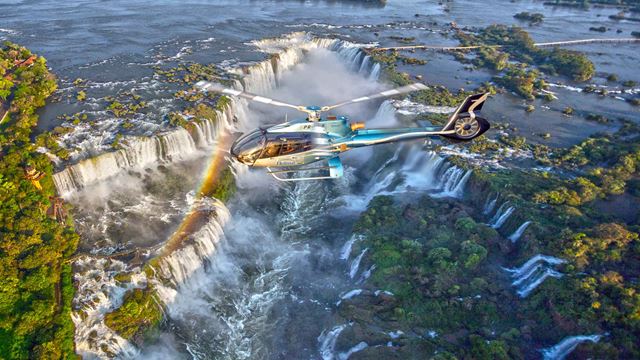 Helikopterflug Über Die Iguaçu-Wasserfälle